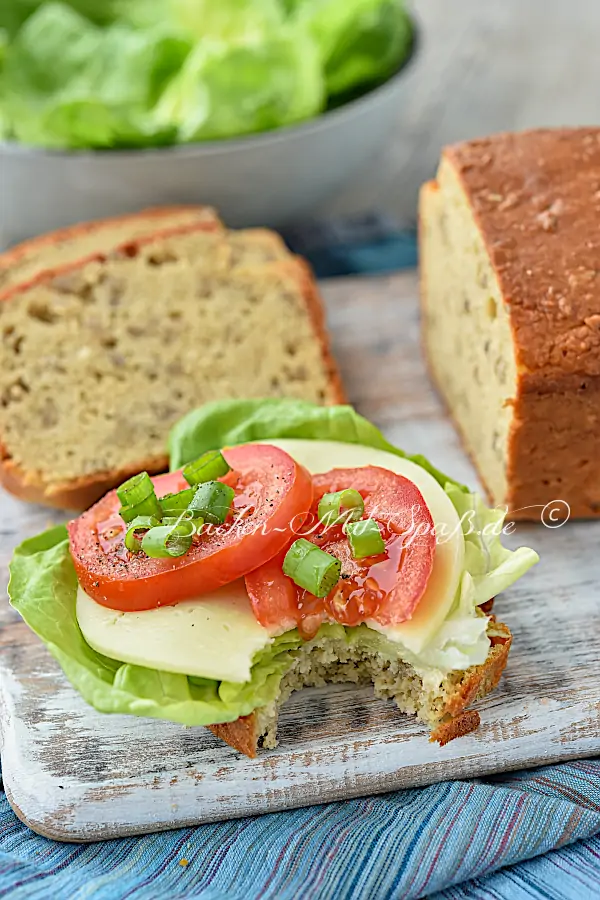 Glutenfreies Brot mit Quark und Mandeln