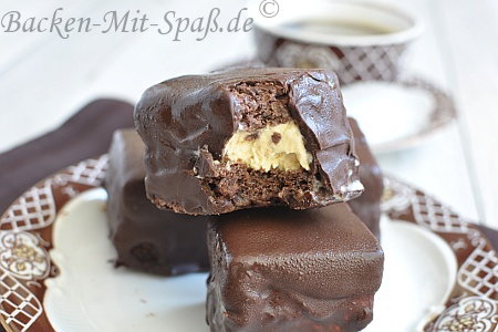 Gefüllte Brownies mit Vanilleeis