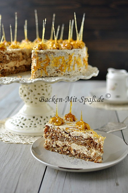 Walnuss- Karamell- Torte Walnuss- Karamell- Torte