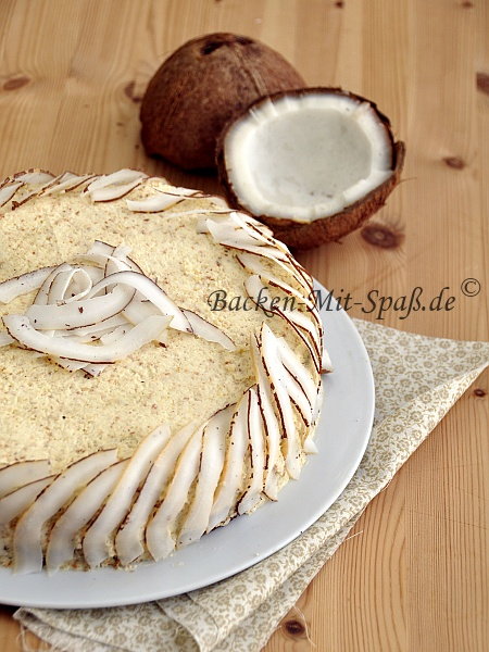 Kokos- Mascarpone- Torte Kokos-Mascarpone-Torte