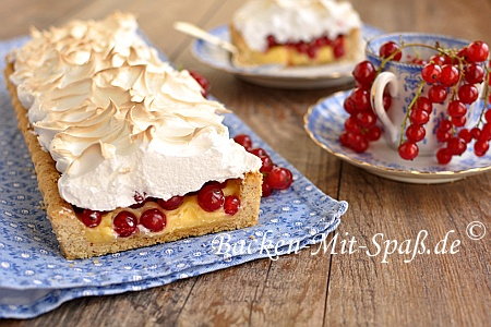 Tarte mit sauren Früchten Tarte mit sauren Früchten