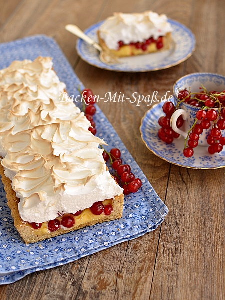 Tarte mit sauren Früchten Tarte mit sauren Früchten
