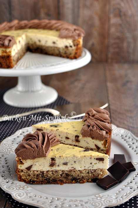 Käsekuchen mit Nuss-Schokoboden