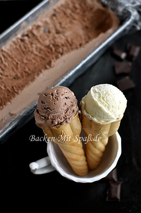 Vanille- und Schokoladeneis ohne Eismaschine