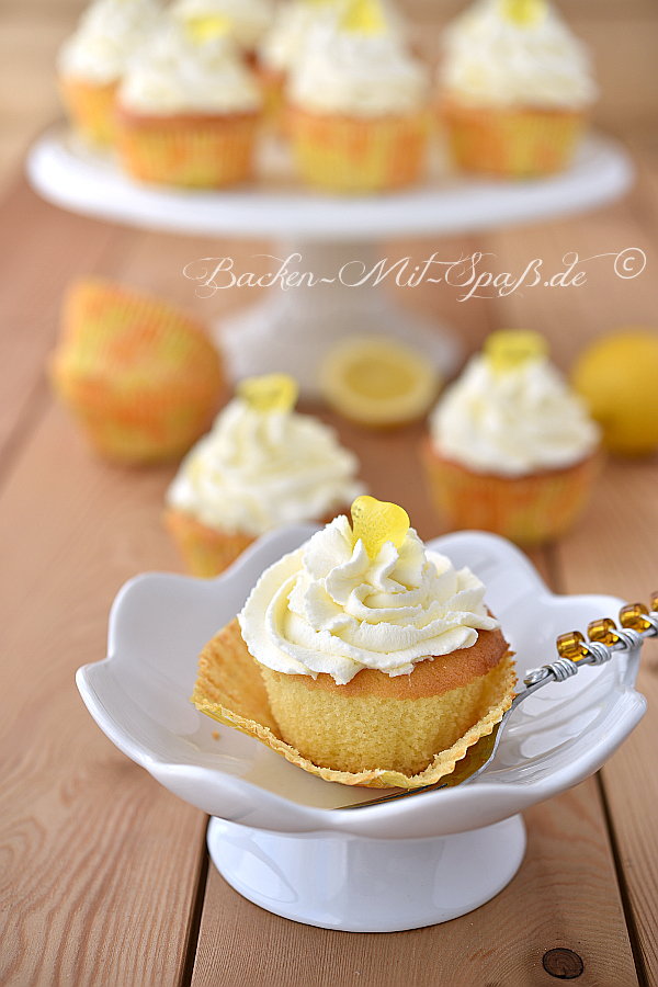 Zitronen- Cupcakes Zitronen- Cupcakes
