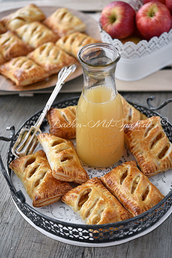 Blätterteig – Apfeltaschen Blätterteig – Apfeltaschen