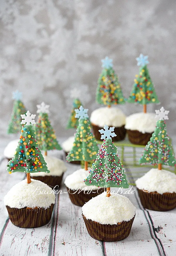 Schoko- Tannenbaum- Muffins Schoko- Tannenbaum- Muffins