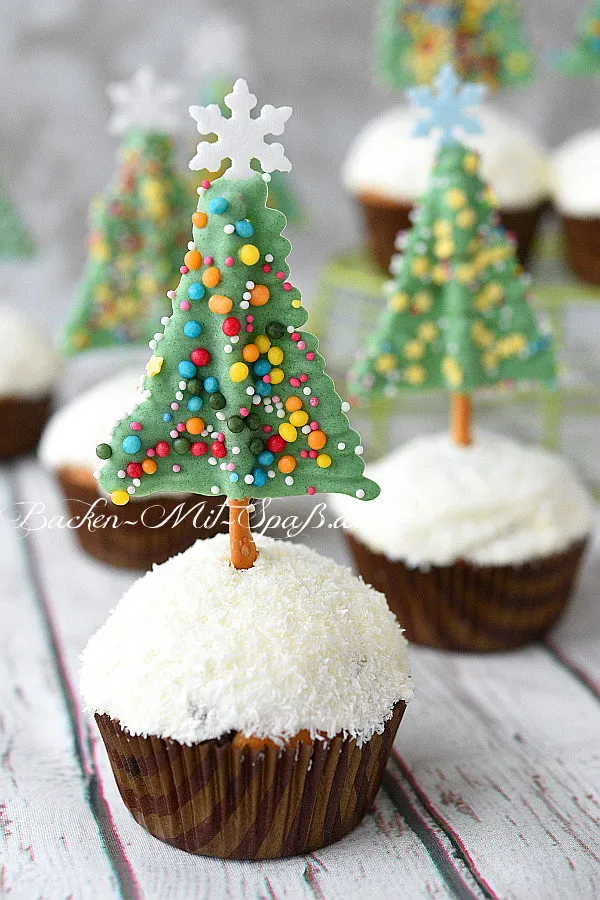 Schoko- Tannenbaum- Muffins Schoko- Tannenbaum- Muffins