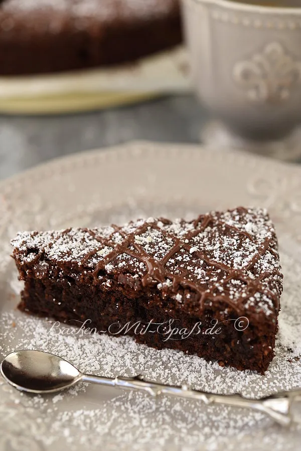 Schoko- Nuss- Kuchen ohne Mehl Schoko- Nuss- Kuchen ohne Mehl